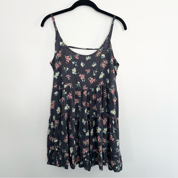 Brandy Melville Tops - Brandy Melville Floral Tunic Babydoll Tank